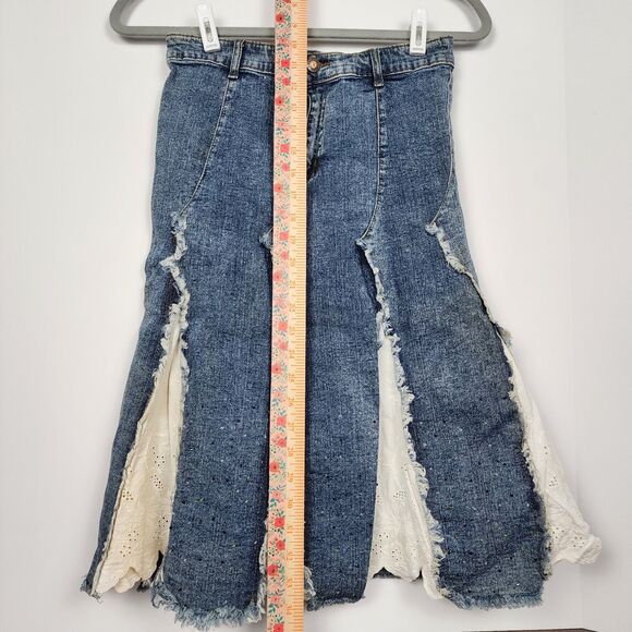 Mariposa Jeans Y2K Pleated Lace Denim Midi Skirt Size Medium - Picture 13 of 13